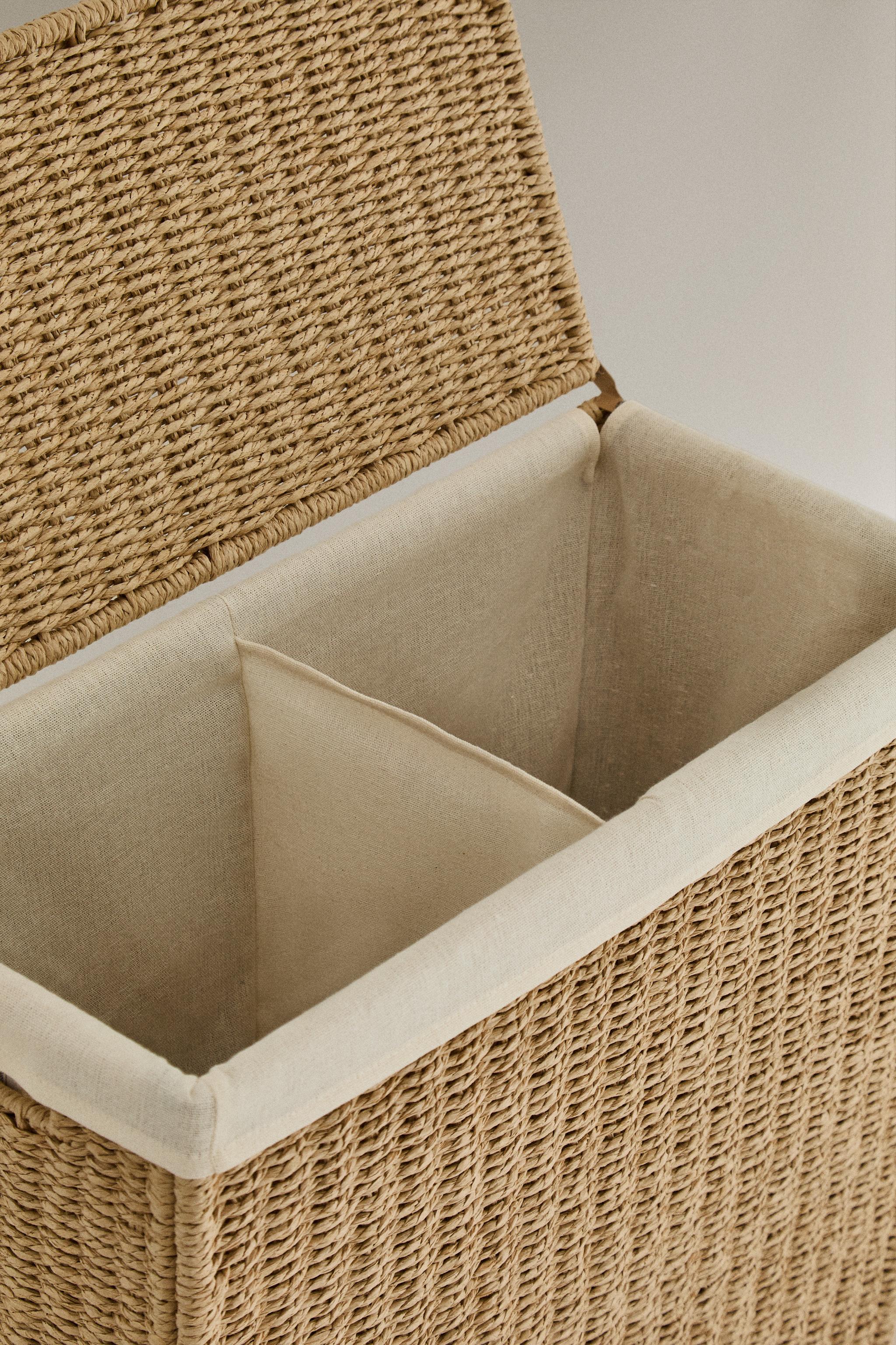 LAUNDRY BASKET WITH TWO COMPARTMENTS